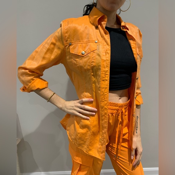 VINTAGE VERSACE ORANGE BLOUSE - Picture 10 of 12